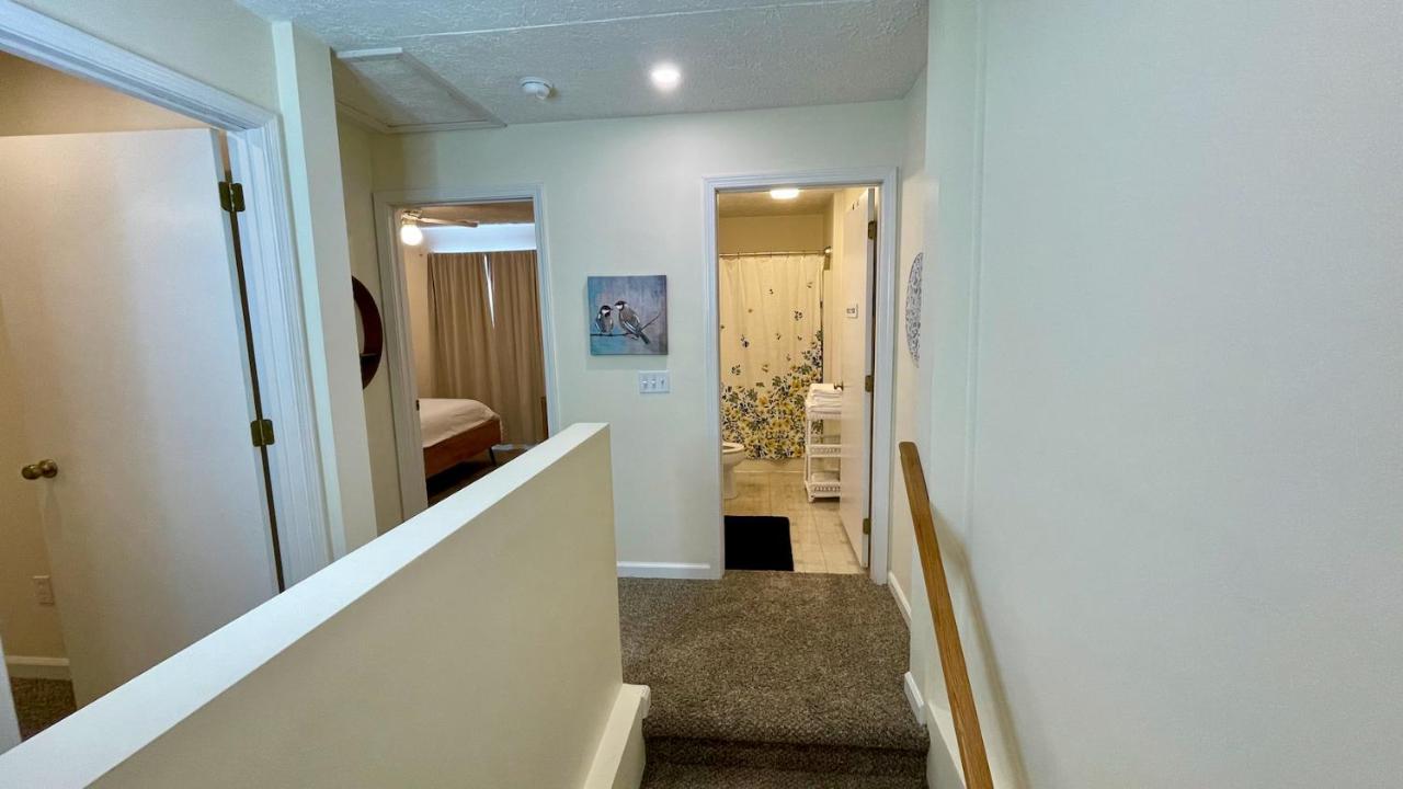 The Blue Door At Sylva Home Base Apartments ภายนอก รูปภาพ